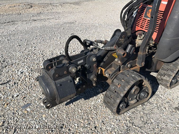 image for item YA5475 2016 Ditch Witch R300 cable plow