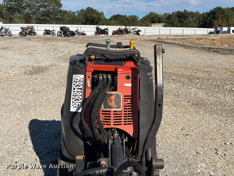 image for item YA5475 2016 Ditch Witch R300 cable plow