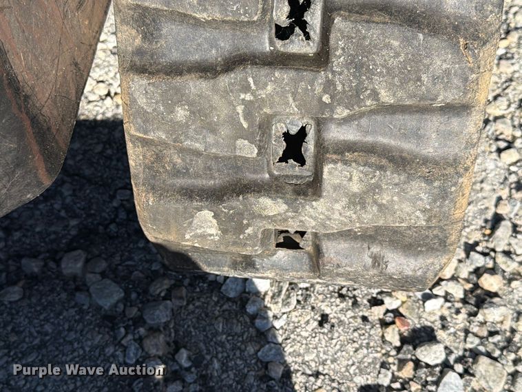 image for item YA5475 2016 Ditch Witch R300 cable plow
