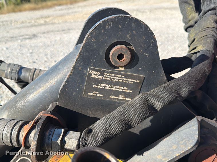 image for item YA5475 2016 Ditch Witch R300 cable plow