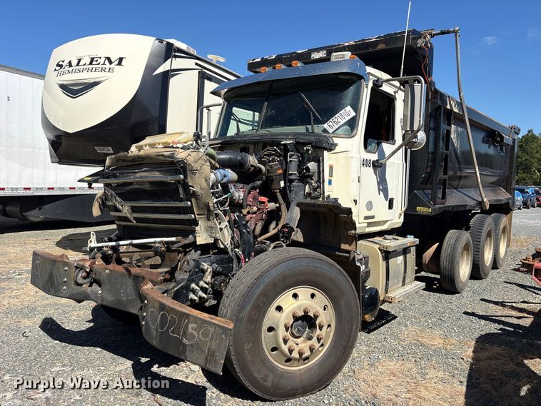 image for item YA5478 2019 Mack Granite dump truck