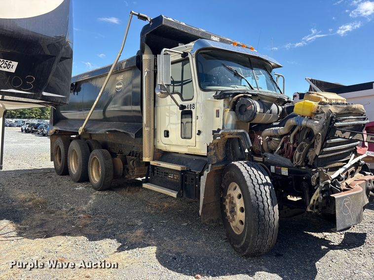 image for item YA5478 2019 Mack Granite dump truck