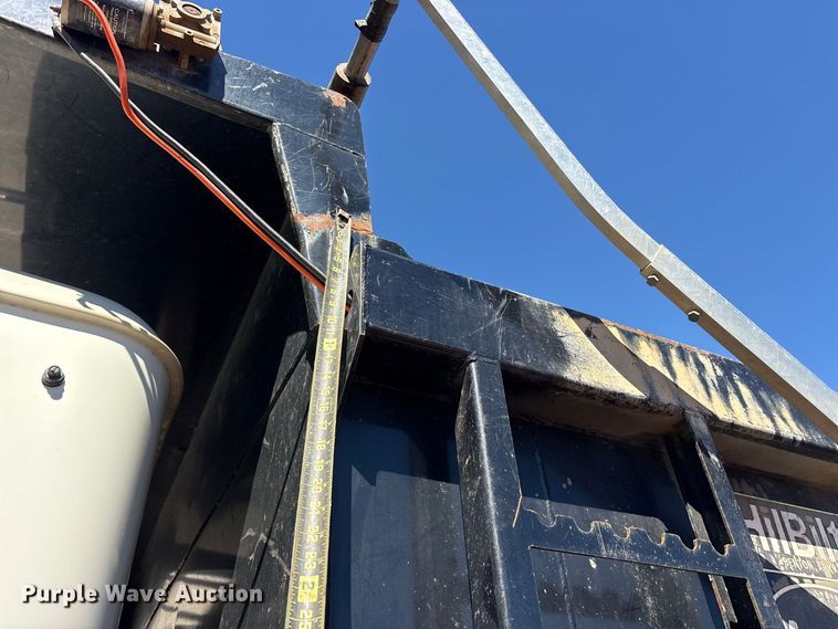 image for item YA5478 2019 Mack Granite dump truck