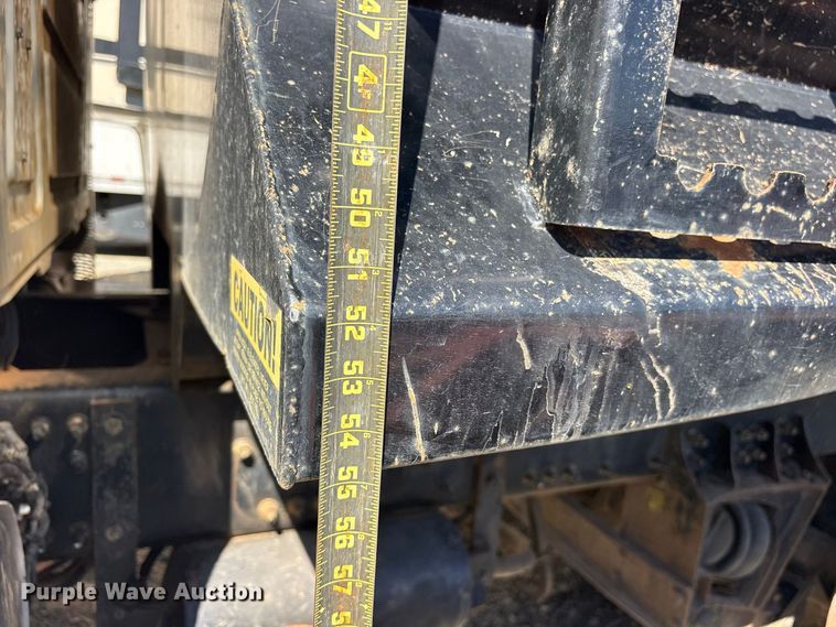 image for item YA5478 2019 Mack Granite dump truck