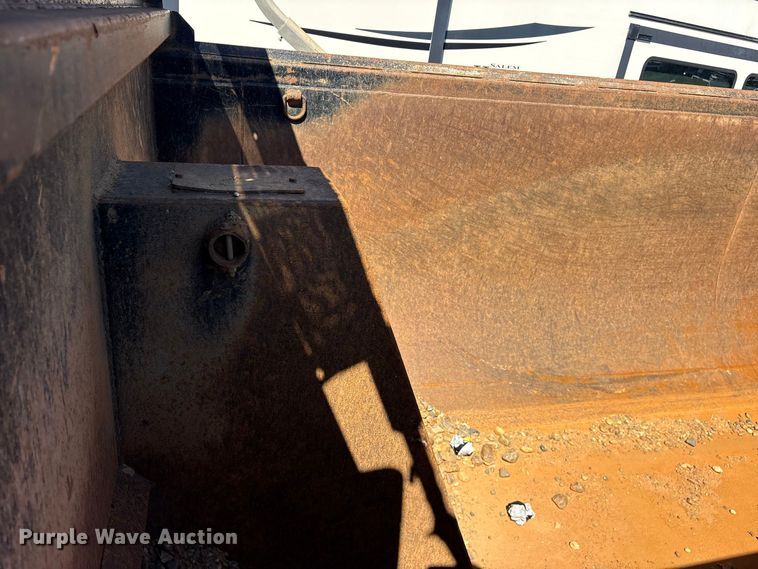 image for item YA5478 2019 Mack Granite dump truck