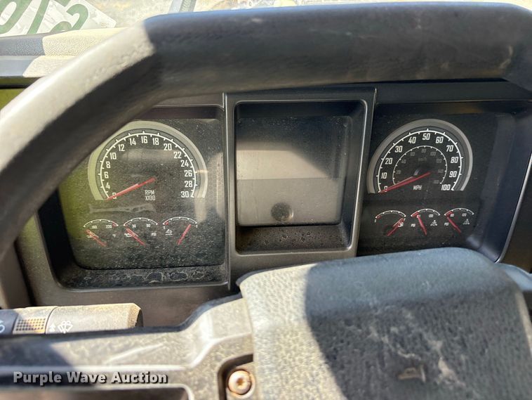 image for item YA5478 2019 Mack Granite dump truck