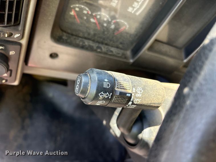 image for item YA5478 2019 Mack Granite dump truck