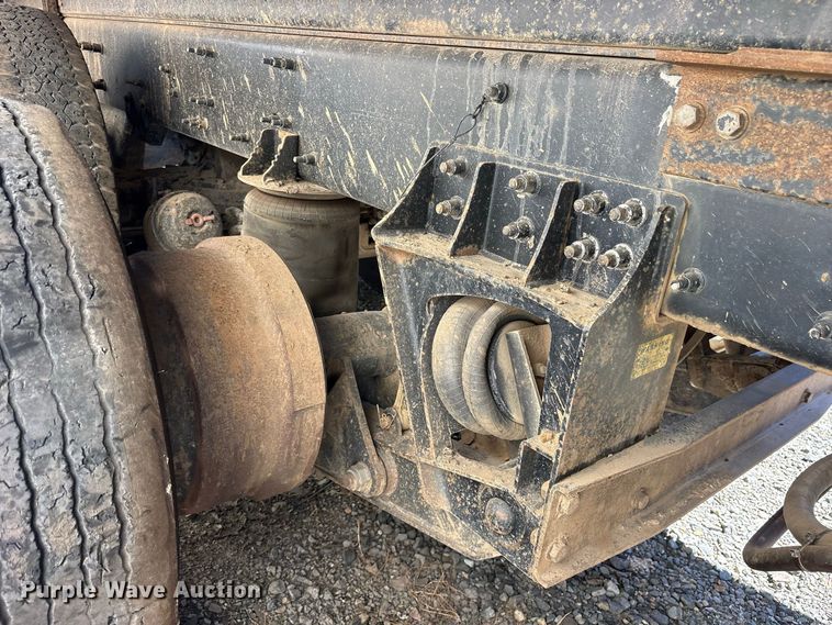 image for item YA5478 2019 Mack Granite dump truck
