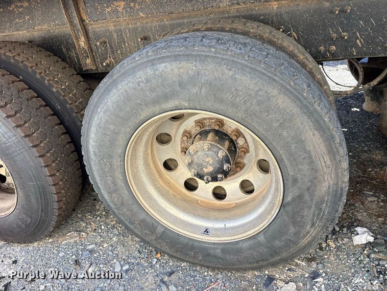 image for item YA5478 2019 Mack Granite dump truck