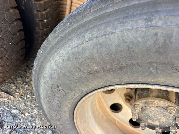image for item YA5478 2019 Mack Granite dump truck