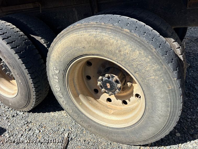 image for item YA5478 2019 Mack Granite dump truck