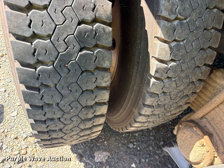 image for item YA5478 2019 Mack Granite dump truck