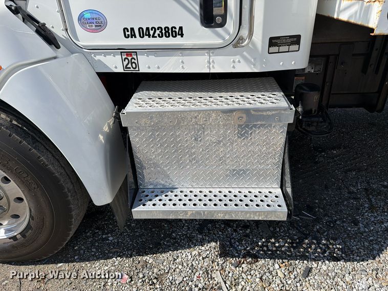 image for item YA5554 2014 Kenworth T270 dump truck