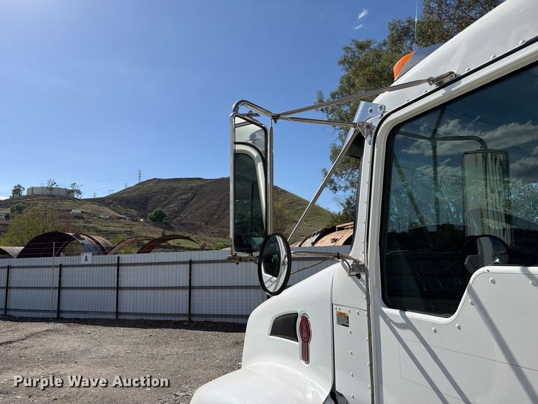 image for item YA5554 2014 Kenworth T270 dump truck