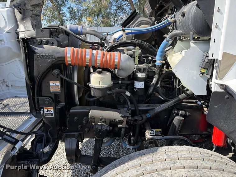image for item YA5554 2014 Kenworth T270 dump truck