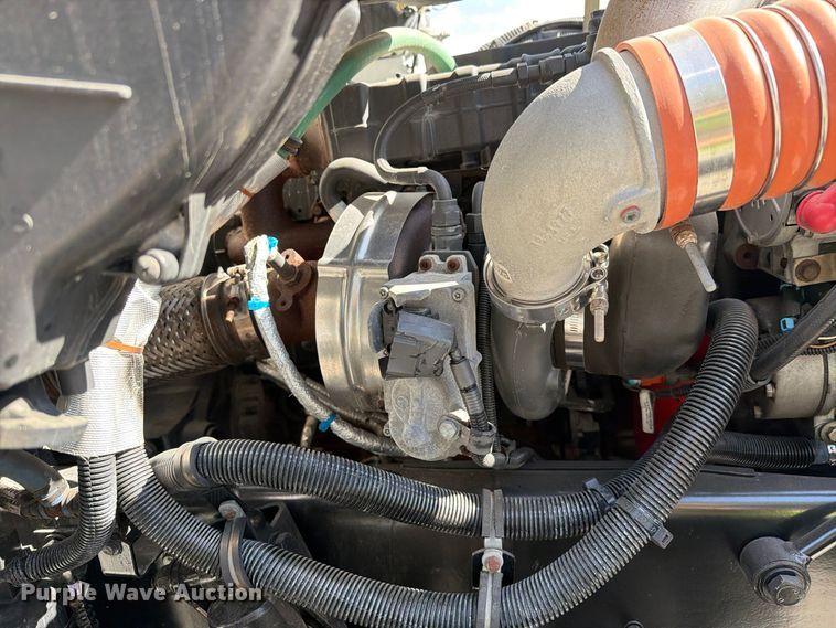 image for item YA5554 2014 Kenworth T270 dump truck