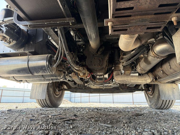image for item YA5554 2014 Kenworth T270 dump truck