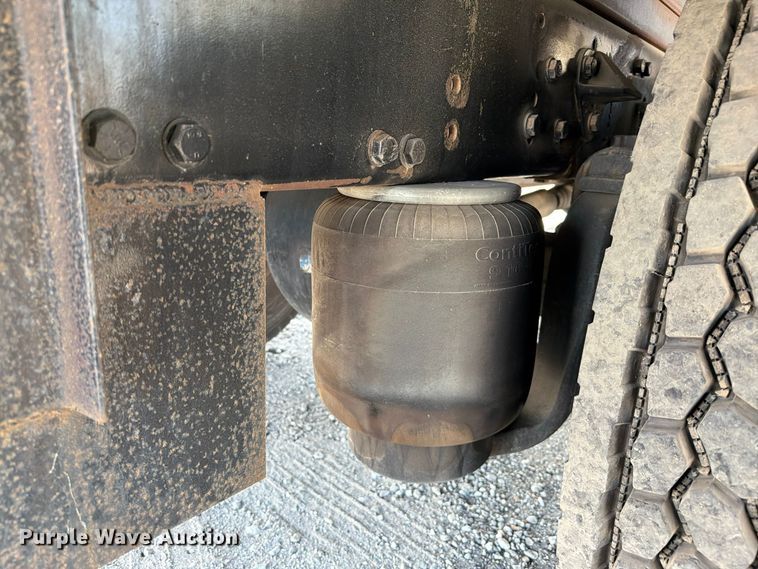 image for item YA5554 2014 Kenworth T270 dump truck