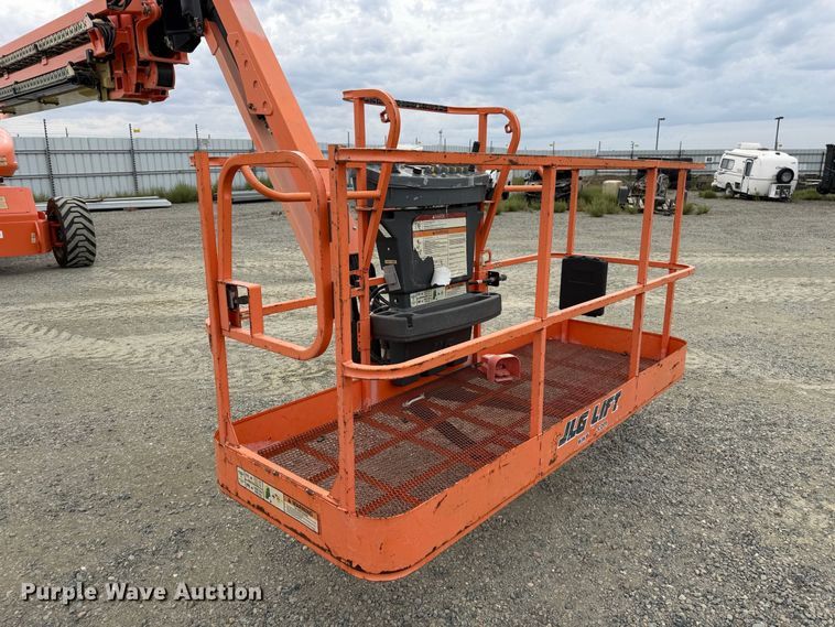 image for item YA5658 2007 JLG 1350SJP boom lift