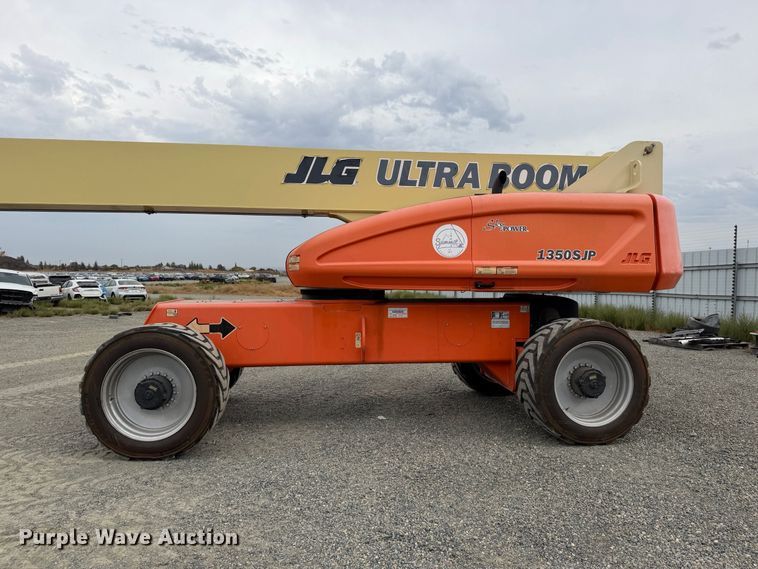 image for item YA5658 2007 JLG 1350SJP boom lift