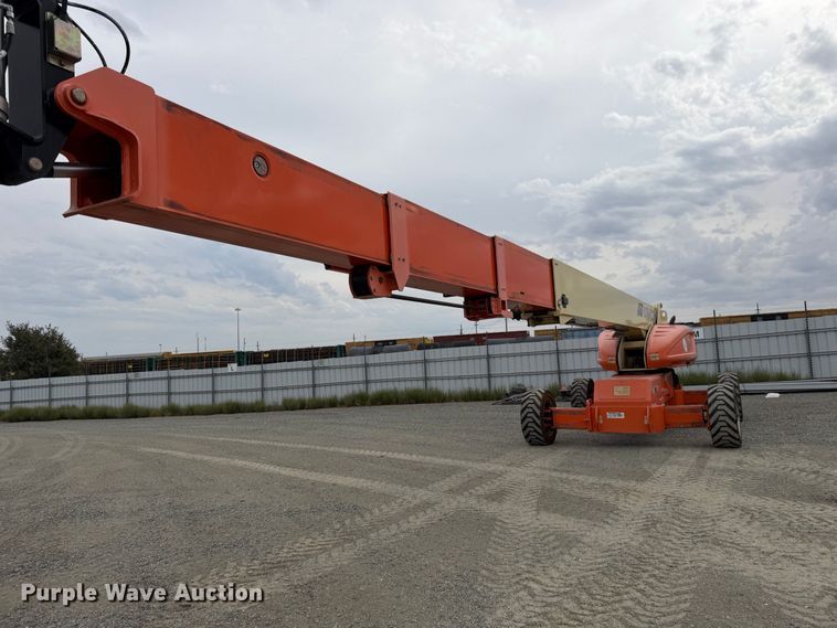 image for item YA5658 2007 JLG 1350SJP boom lift