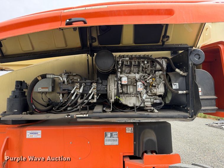 image for item YA5658 2007 JLG 1350SJP boom lift
