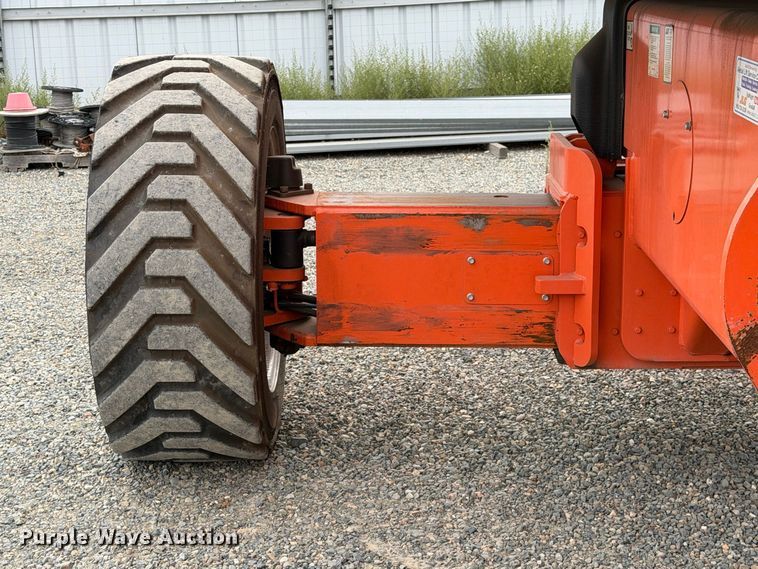 image for item YA5658 2007 JLG 1350SJP boom lift