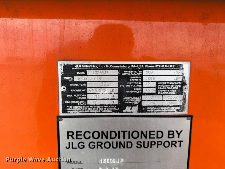 image for item YA5658 2007 JLG 1350SJP boom lift