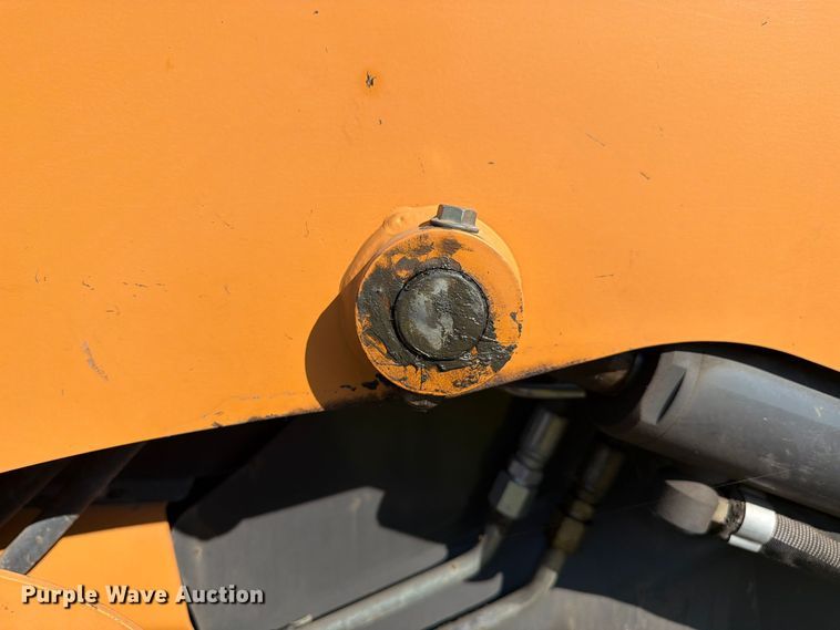 image for item YA5773 2016 Case SV280 skid steer loader