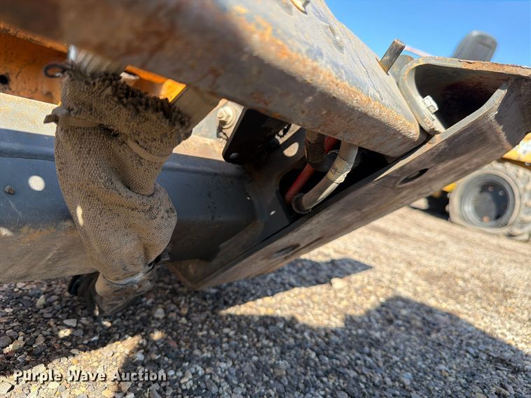 image for item YA5773 2016 Case SV280 skid steer loader