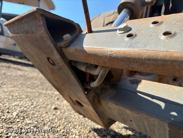 image for item YA5773 2016 Case SV280 skid steer loader