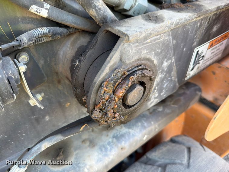 image for item YA5773 2016 Case SV280 skid steer loader