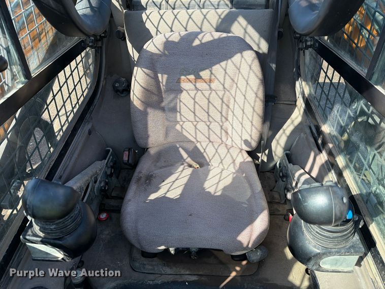 image for item YA5773 2016 Case SV280 skid steer loader