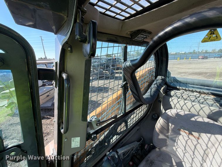 image for item YA5773 2016 Case SV280 skid steer loader