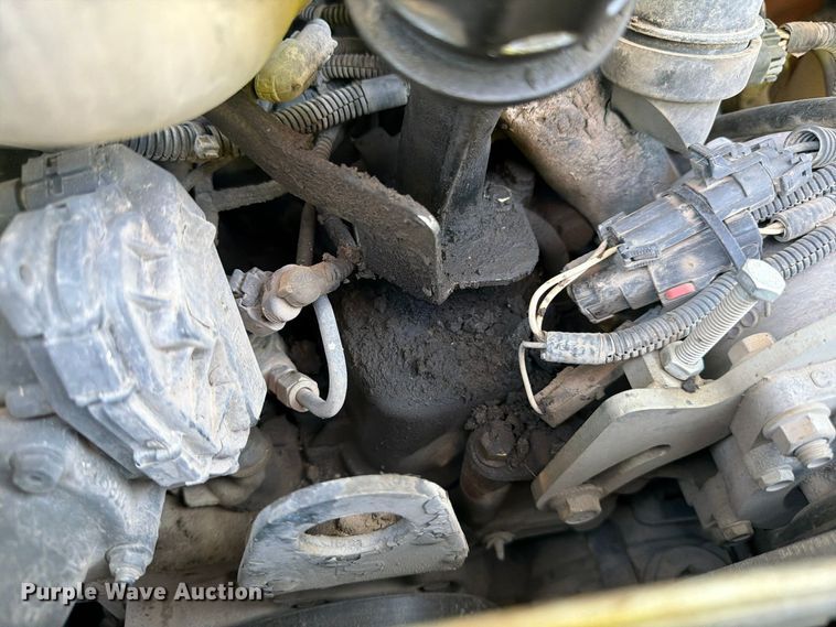 image for item YA5773 2016 Case SV280 skid steer loader