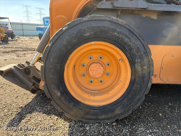 image for item YA5773 2016 Case SV280 skid steer loader