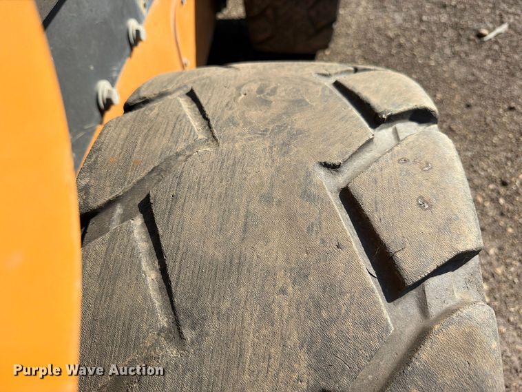 image for item YA5773 2016 Case SV280 skid steer loader