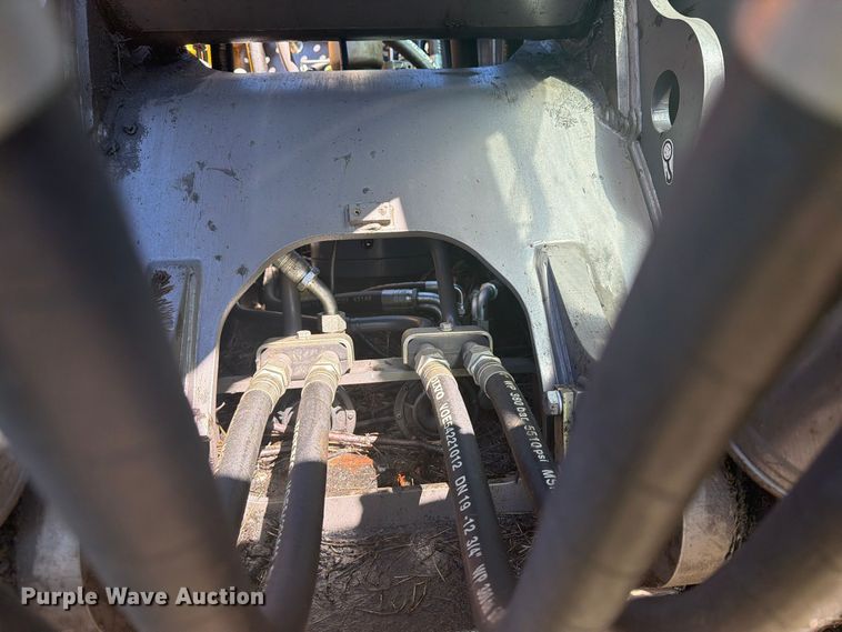 image for item YA5774 2022 Volvo EC220 EL excavator