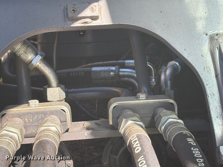 image for item YA5774 2022 Volvo EC220 EL excavator