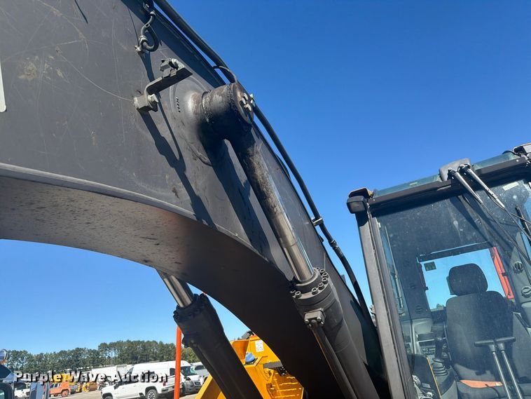 image for item YA5774 2022 Volvo EC220 EL excavator
