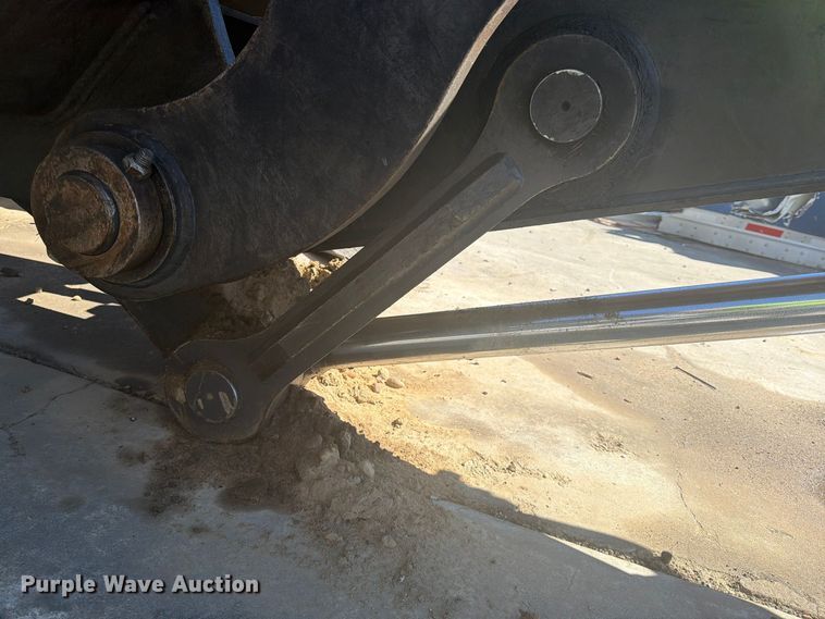 image for item YA5774 2022 Volvo EC220 EL excavator