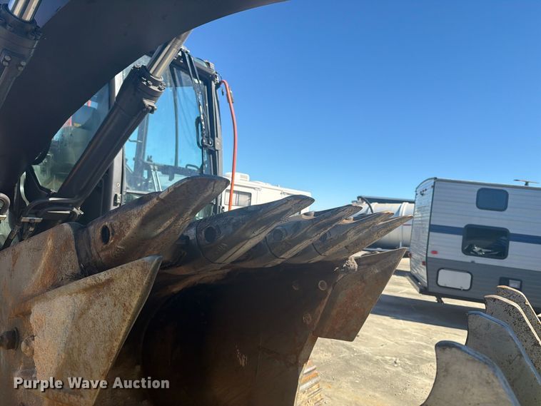 image for item YA5774 2022 Volvo EC220 EL excavator