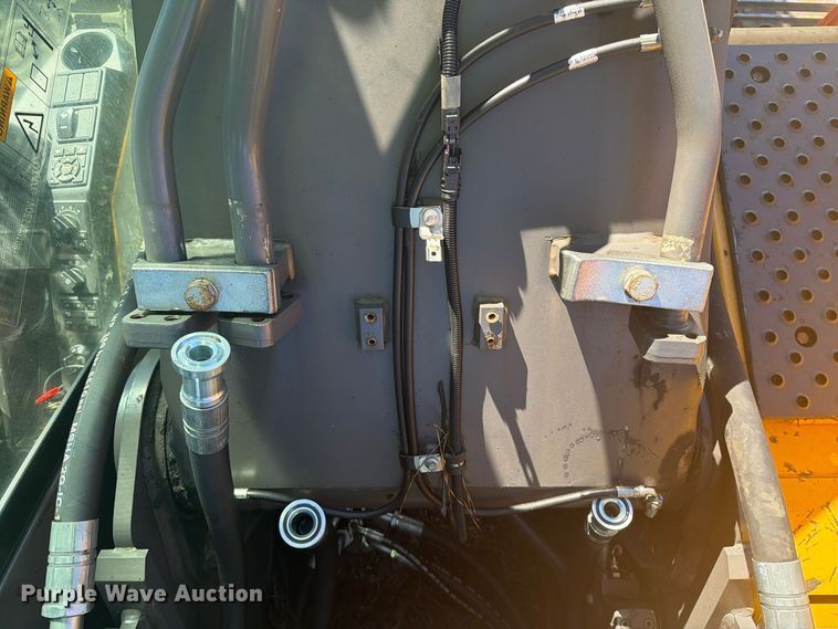 image for item YA5774 2022 Volvo EC220 EL excavator
