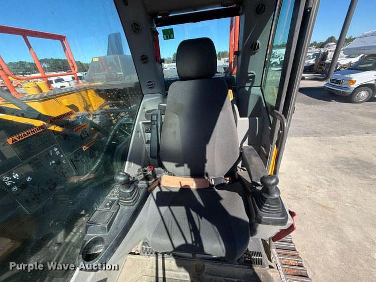 image for item YA5774 2022 Volvo EC220 EL excavator