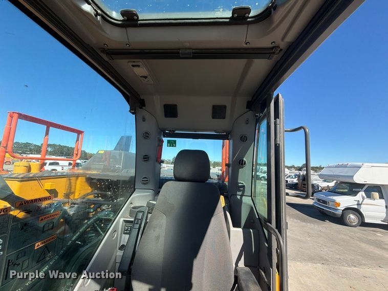 image for item YA5774 2022 Volvo EC220 EL excavator