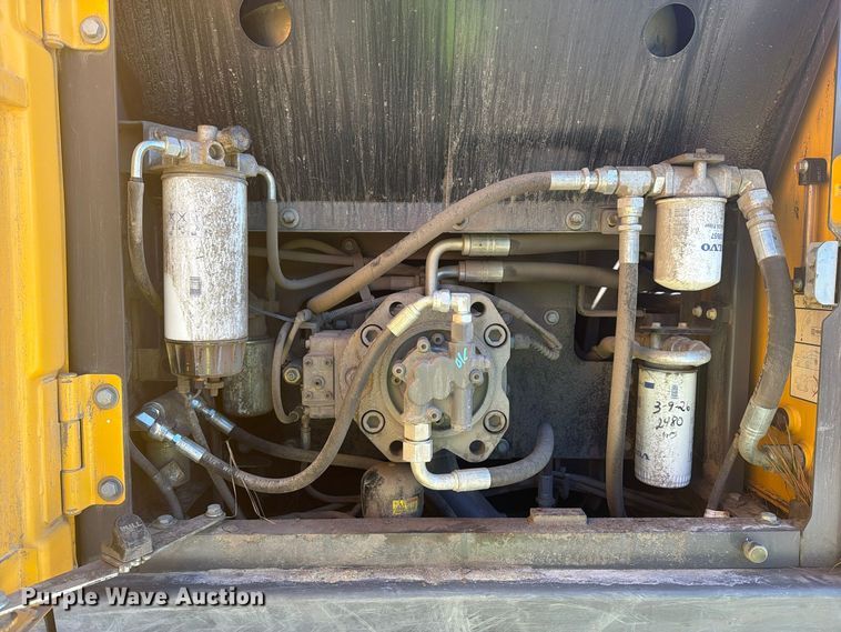 image for item YA5774 2022 Volvo EC220 EL excavator
