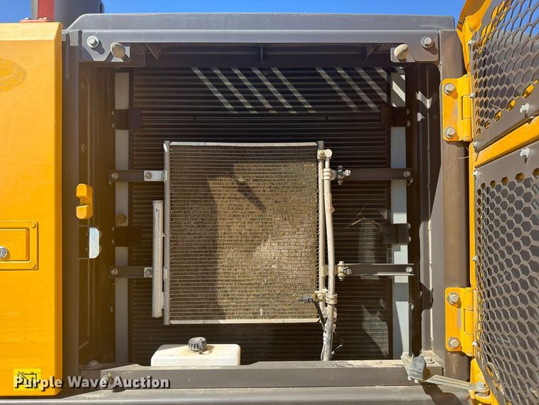 image for item YA5774 2022 Volvo EC220 EL excavator