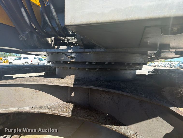image for item YA5774 2022 Volvo EC220 EL excavator
