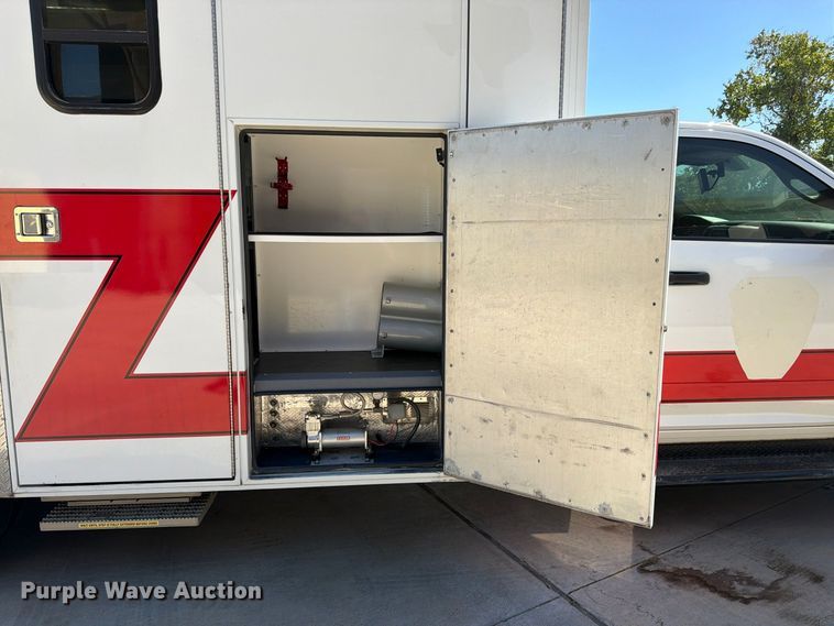 image for item DT3087 2015 RAM 4500 ambulance