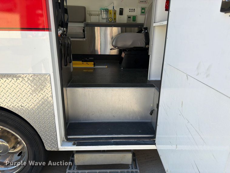 image for item DT3087 2015 RAM 4500 ambulance